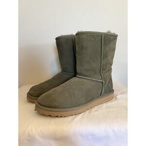 UGG Shoe Womens Size 8 Classic Boot Dark Green Pull On Fleece Lined Casual EUC